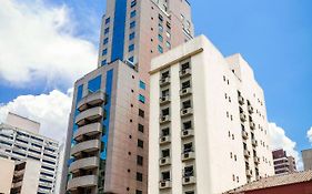 Carillon Plaza Hotel